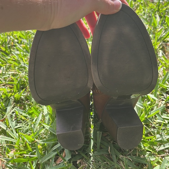 Just Fab Booties - Picture 6 of 8